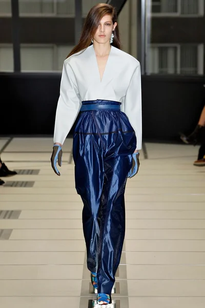 Look 36